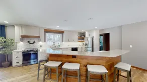 Fully Furnished Home in Huron - Image 4