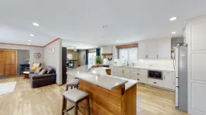 Fully Furnished Home in Huron - Image 3