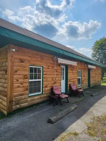 3 bed/2 bath riverside cabin - Image 3