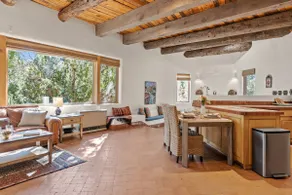 Upscale North Hills Home with Views - Image 4