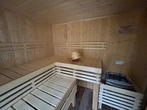 Dunja forest vacation home with hot tub, sauna and garden - Image 3