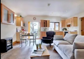 Mountain View Cottage, Hot Tub , Stunning Views - Image 2