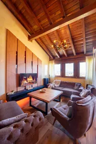 Penthouse 2-Bedrooms\ The Best View\ Free parking - Image 2