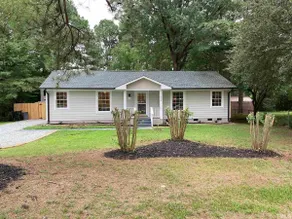 Full Home Cheerful 3-bedroom Ranch - Image 5