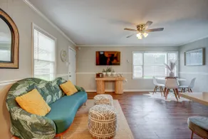 The Golden - Charming 3 bedroom 1 mile from TTU - Image 3