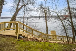 Lake Front Home on Rice Lake: Spacious 4 Bedroom - Image 5