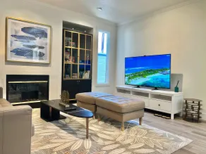 2BR OC Guest Suite with Private Entrance 3 Queens - Image 5