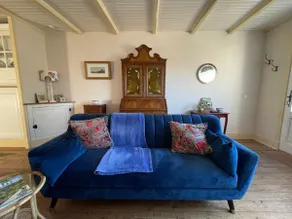 Traditional spacious house in pretty village - Image 4