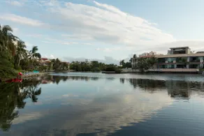Spacious 2-BR Lagoon Front Luxury~Caribbean Views! - Image 2