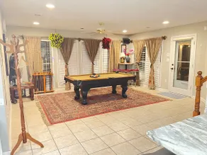 6 BR home in Cordova Conveniently Located - Image 4