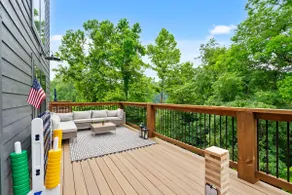 Lake view Luxury Family friendly, nature, hot tub - Image 5