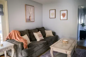Cozy Chic in Historic Staunton, Shenandoah Valley - Image 3