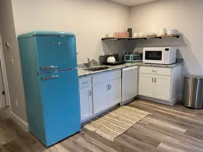 A Shore Thing (King Bed, private patio w/ grill) - Image 4