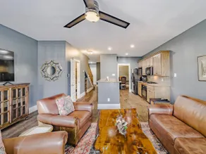 The Heart of Denton - Prestigious 2 Bedroom TH. - Image 3