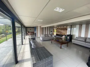 Nice house on a plot, with a pool and ocean views - Image 5