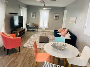 Downtown Adorable Augusta home - 2br -2.5 ba - Image 3