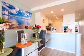 HIDDEN GEM: Fantastic OCEANVIEW Condo/w New AC and Windows - Recently Remodeled! - Image 5