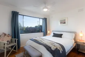 Rosebud Garden Cottage - Image 4