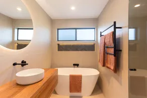 Rosebud Garden Cottage - Image 2