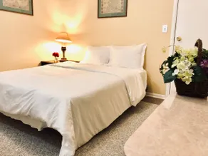 2 BR/1 BA with Separate Entrance - Image 2