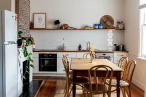 Town Cottage with Fireplace & City Convenience - Image 2