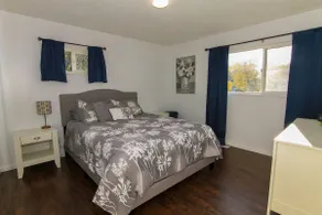 Bright, cheerful 2 bedroom home with full kitchen - Image 4