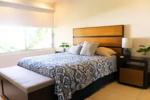 Lovely 3 Bedroom Home in San Pedro w/AC/Patio/Park - Image 4