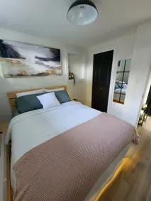 Cozy 1-bedroom home away from home - Image 3