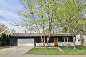 Clintonville Cottage- Close to OSU & Downtown - Image 2