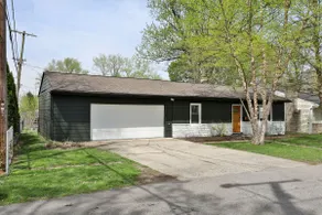 Clintonville Cottage- Close to OSU & Downtown - Image 4