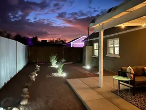 Artist Bungalow Near Gem Show, Downtown, U of A - Image 2