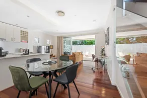 Blissful Bulimba ~ 3Bed/2.5Bath/1Car ~ Townhouse - Image 4