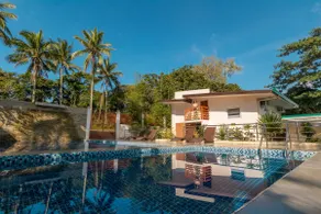 Lively Private 3 Bedroom with Adult & Kiddie Pool - Image 2