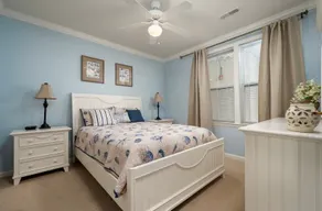 Spacious 3BD 2Bath Condo with Water View on Sunset Island - Image 4
