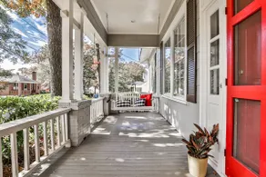 Location! Next to UGA in Heart of Five Points! - Image 3