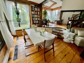 Insta-worthy artist’s retreat & country chalet - Image 4