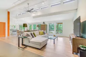 Modern Luxury in a Spectacular Natural Setting - Image 3
