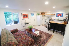 Woodland Guesthouse with Game Room - Image 2