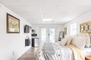 Comfy Cove Private & Peaceful Professional Space. - Image 3