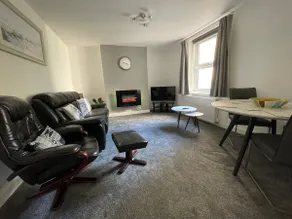 Garden flat in 'Little Chelsea' - Image 5