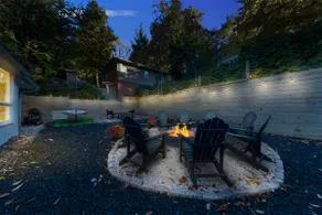 Luxury Arlington Farmhouse ~5 Min from D.C.~ - Image 2
