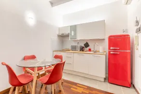 [Genoa Center]-San Lorenzo's Cathedral Apartment - Image 5