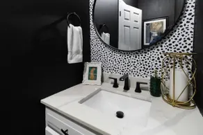 Modern Geneva Home | Full kitchen | Near Wineries - Image 5