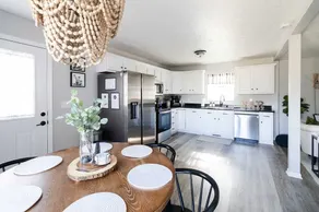 Modern Geneva Home | Full kitchen | Near Wineries - Image 4