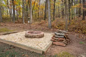3BR The Hedges | Fire Pit & Deck for Relaxing! - Image 3