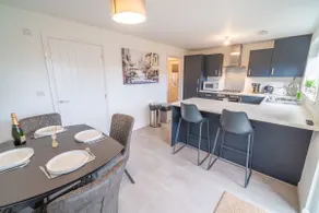 Centrally located beautiful 3 bed new build home - Image 3