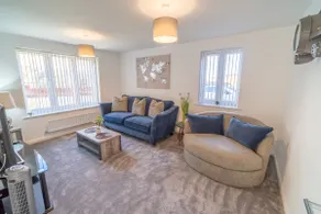 Centrally located beautiful 3 bed new build home - Image 5