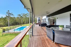 Luxury Mandalong Mansion with Pool & Spa - Image 3