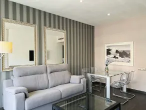 Apartment near Pedralbes Park, Les Corts - Image 3