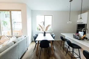 Cozy Modern 4BR Oasis W/ gym and entertainment - Image 4